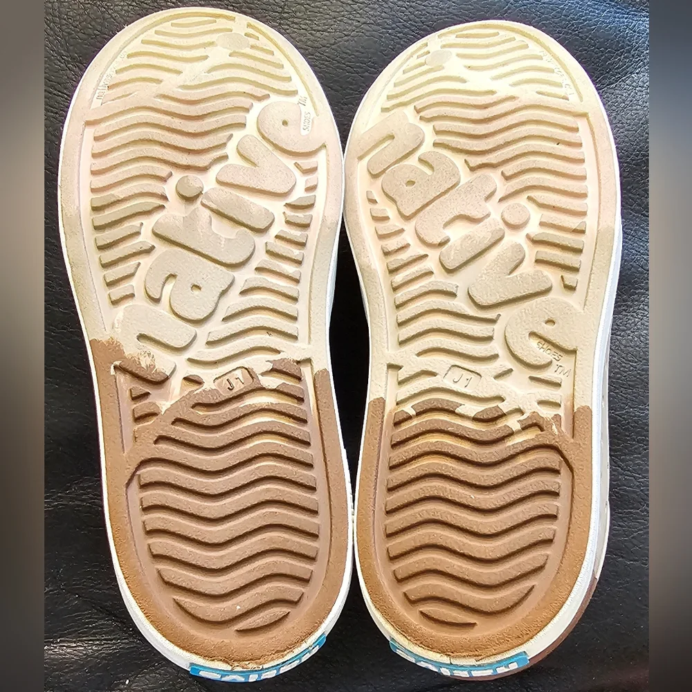 Native Jefferson Unique Marble Tan Brown Slip On Water Shoes Kid's Size J1